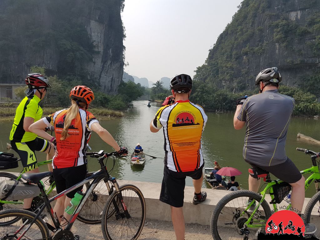 2 Days – Cuc Phuong National Park Bike Tour