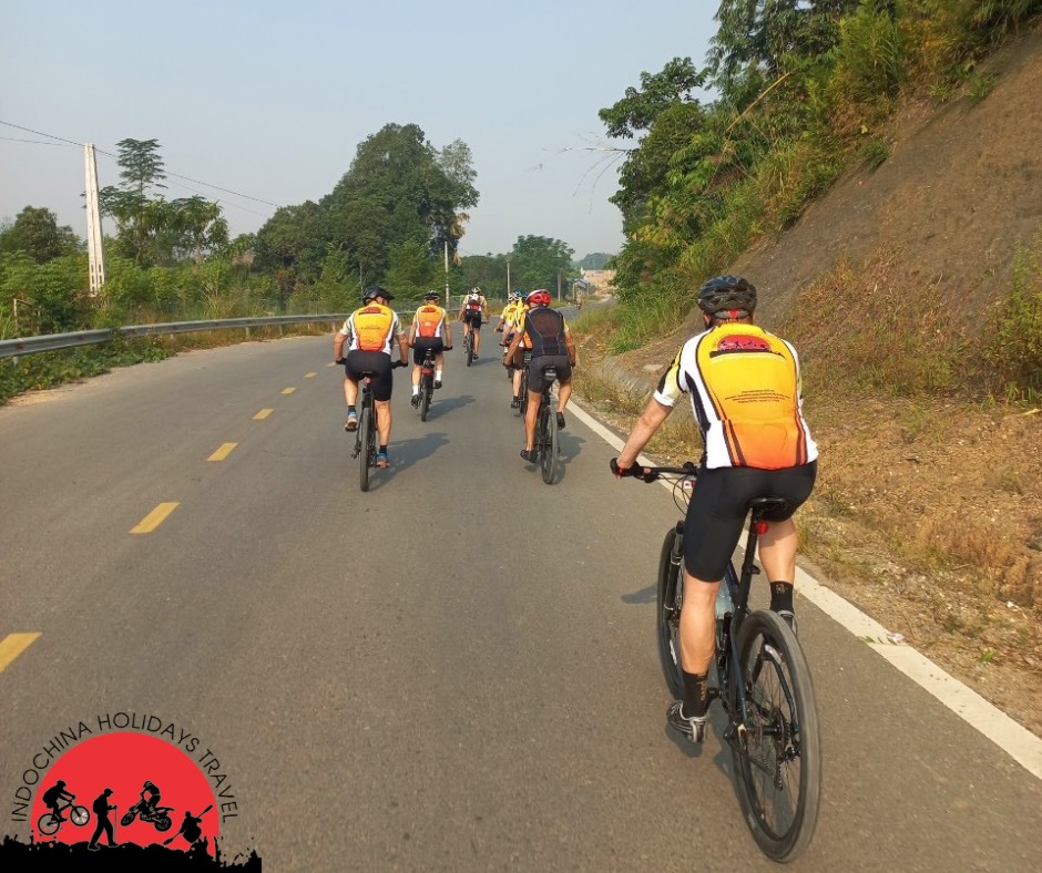 15 Day Hanoi Cycling To Nha Trang Beach